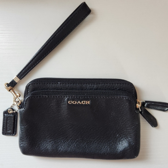 Coach Vintage Leather Wristlet - Picture 1 of 8